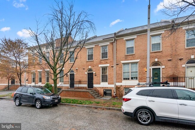 Photo - 1120 S Kenwood Ave