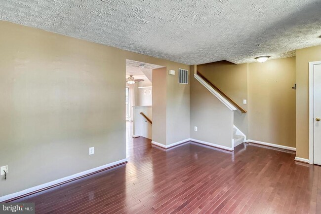 Photo - 7810 Foxcove Ct