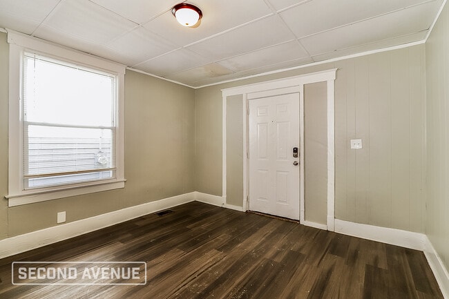 Photo - 2114 Greenwood Ave