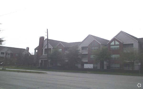 Photo - City Plaza Condominiums