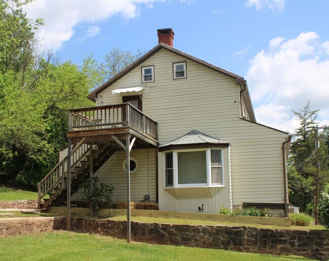 Single Family Home - Single Family Home