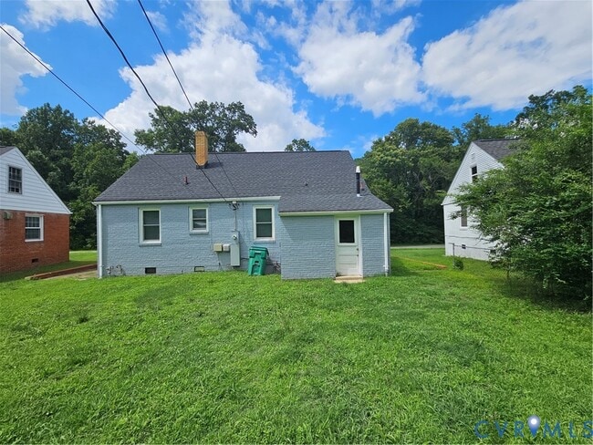 Photo - 2405 Granville Ave