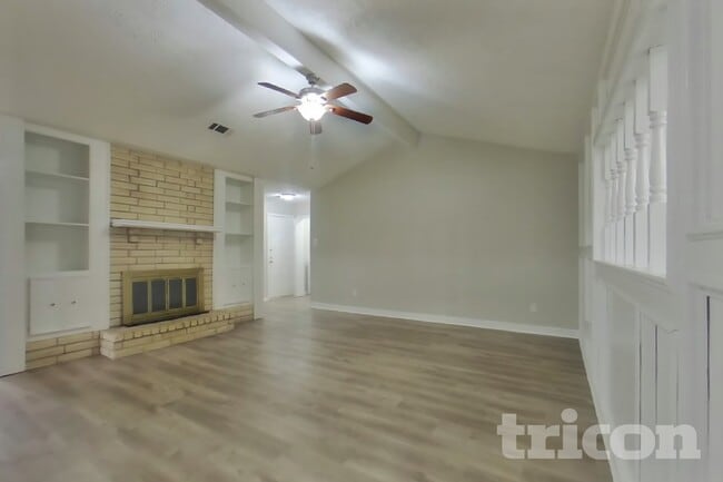 Photo - 7331 Millbrae Ln