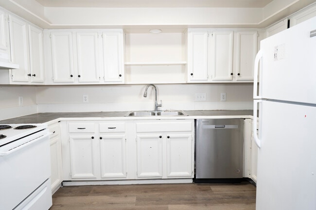 2BR/1BA Classic