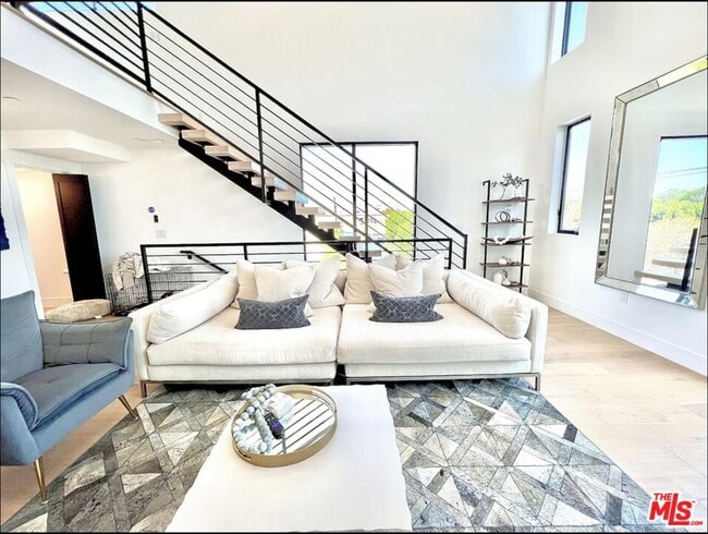 Building Photo - 11326 Victory Blvd