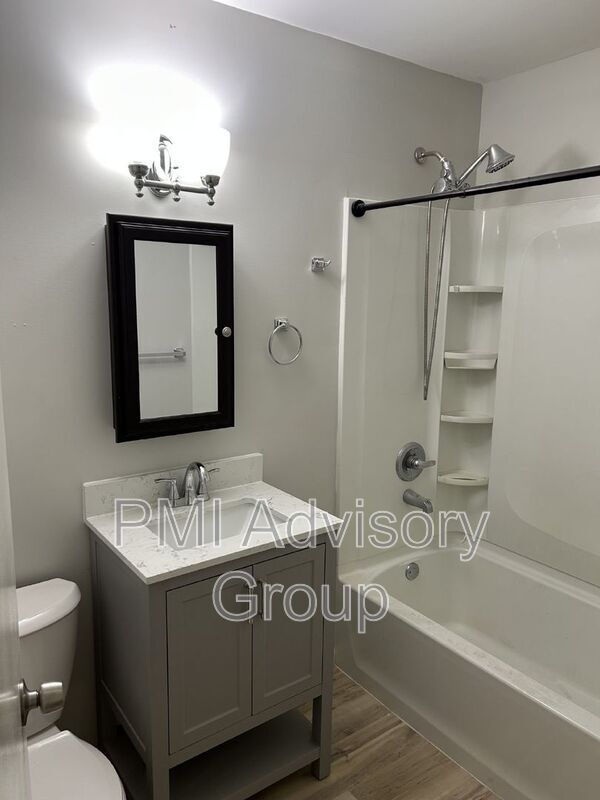 Photo - 2513 SW Mission Ave