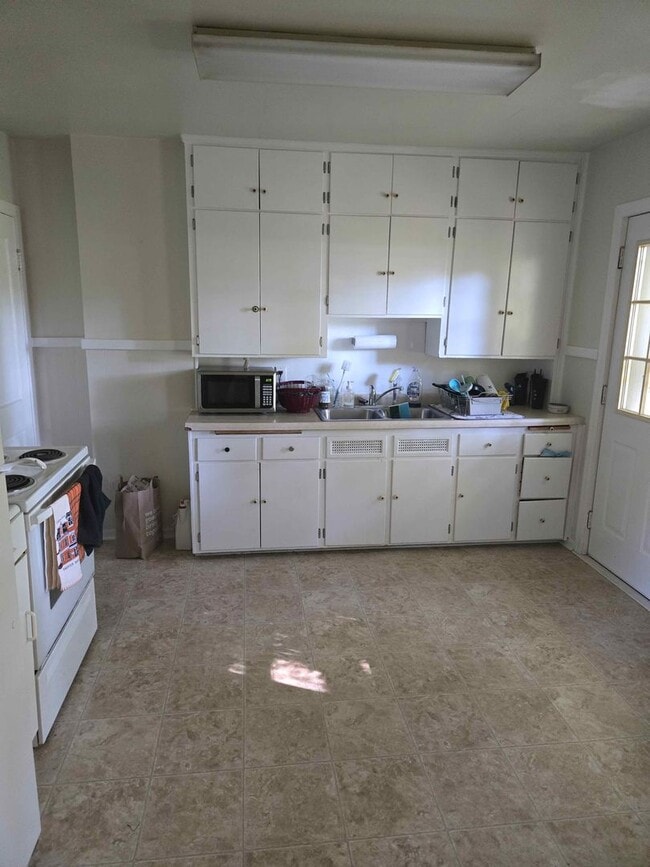 Photo - 603-605 Ripley Ave Unit 603 Ripley Avenue