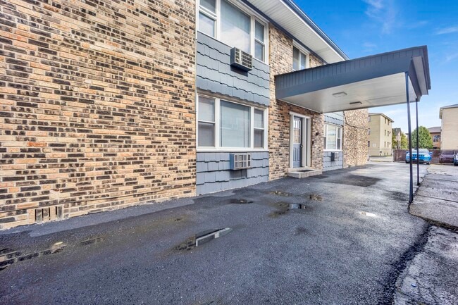 Photo - 10339 McVicker Ave Unit 2W