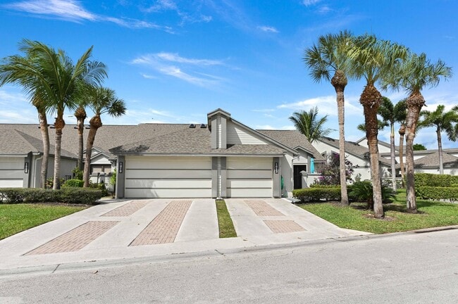 1012 Landings Blvd