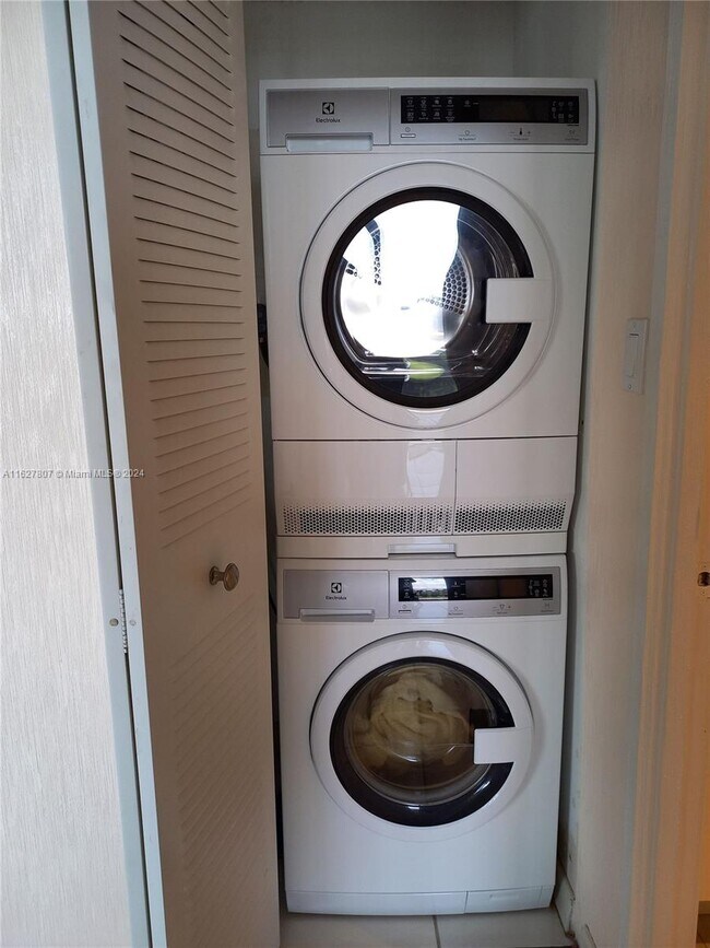 Photo - 3701 N Country Club Dr Unit 31706