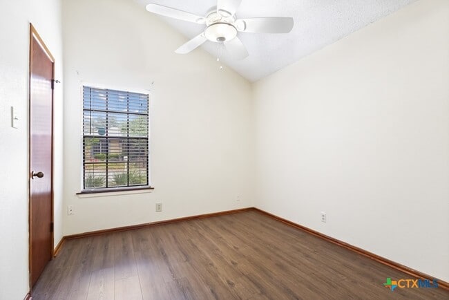 Photo - 1514 Vista Hill