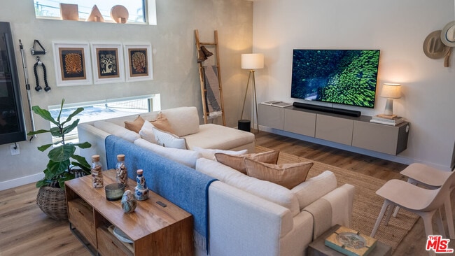 Photo - 2811 Waverly Dr Unit 1