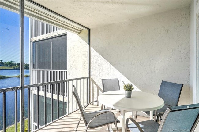 Photo - 5602 NE Gulfstream Way Rental