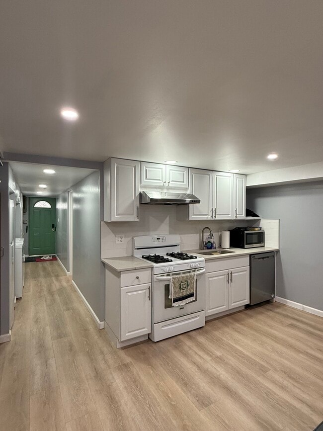 Photo - 2619 McKean St Unit 2619 Mckean st  Back