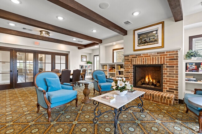 Parlor Library with Fireplace - Westchester Commons 55+ Apartments