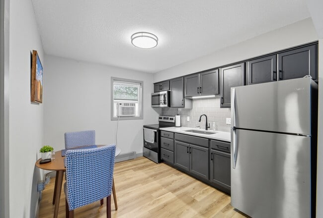 203 3rd St SE Unidad 1B