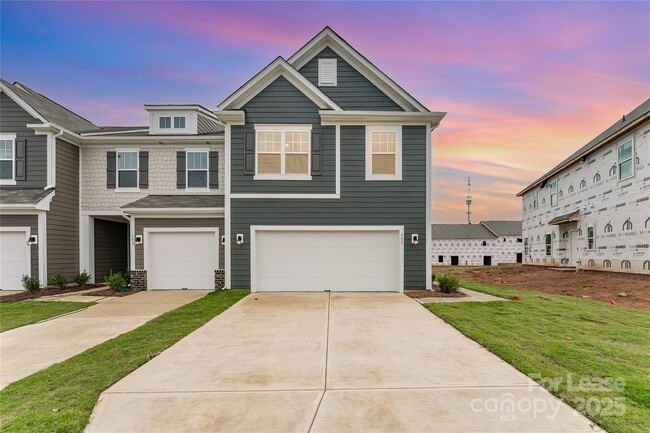 Photo - 753 Lock Haven Dr NW