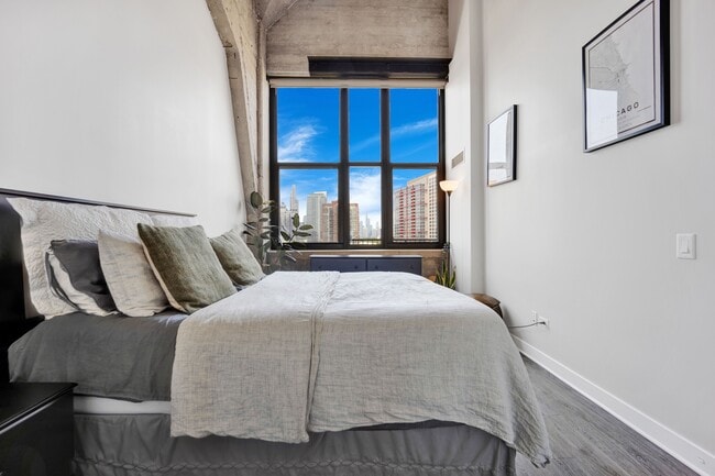 Photo - 320 E 21st St Unit 604