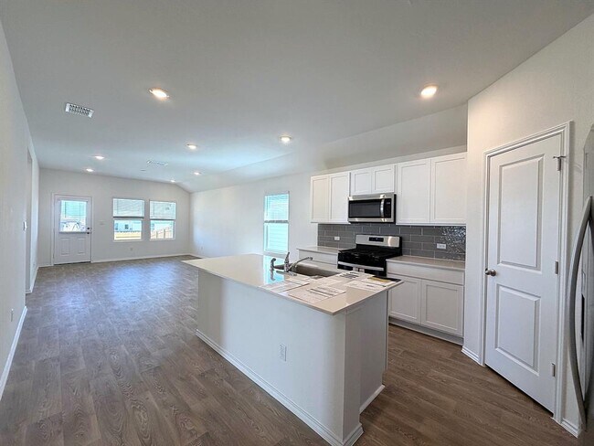 Photo - 348 San Juan Trl