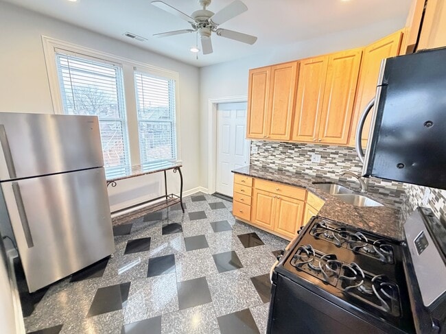 Photo - 2326 N Kostner Ave Unit 2