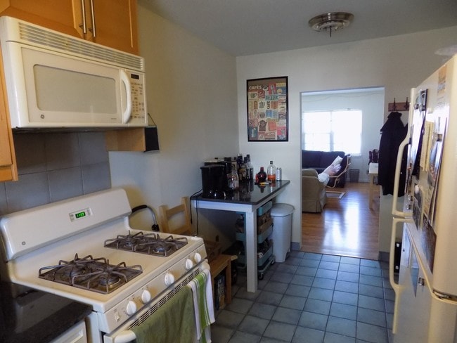 Photo - 104 Lake Shore Rd Unit 2