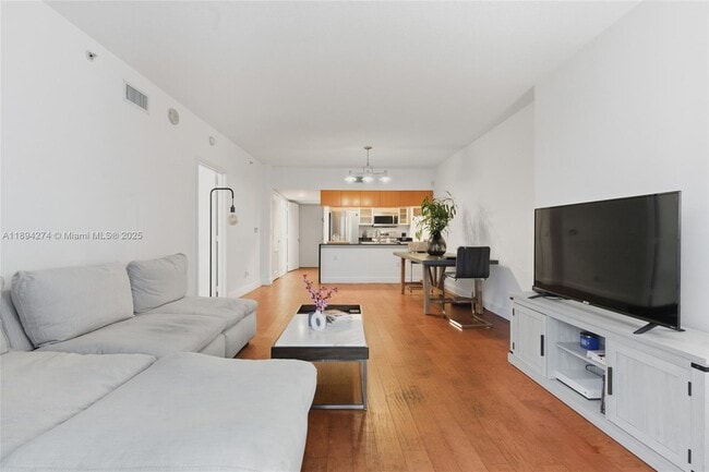 Photo - 1750 N Bayshore Dr Unit 2410