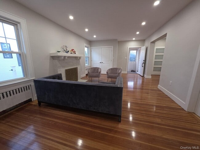 Photo - 325 Pacific Ave