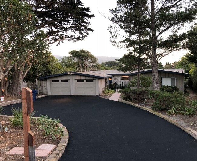 3256 Martin Rd