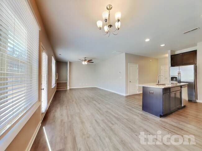 Photo - 169 Pamlico Dr