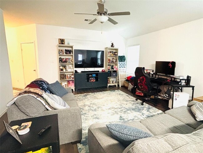 Photo - 113 Star Pass