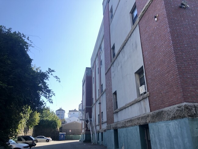 Photo - 260 Fountain St