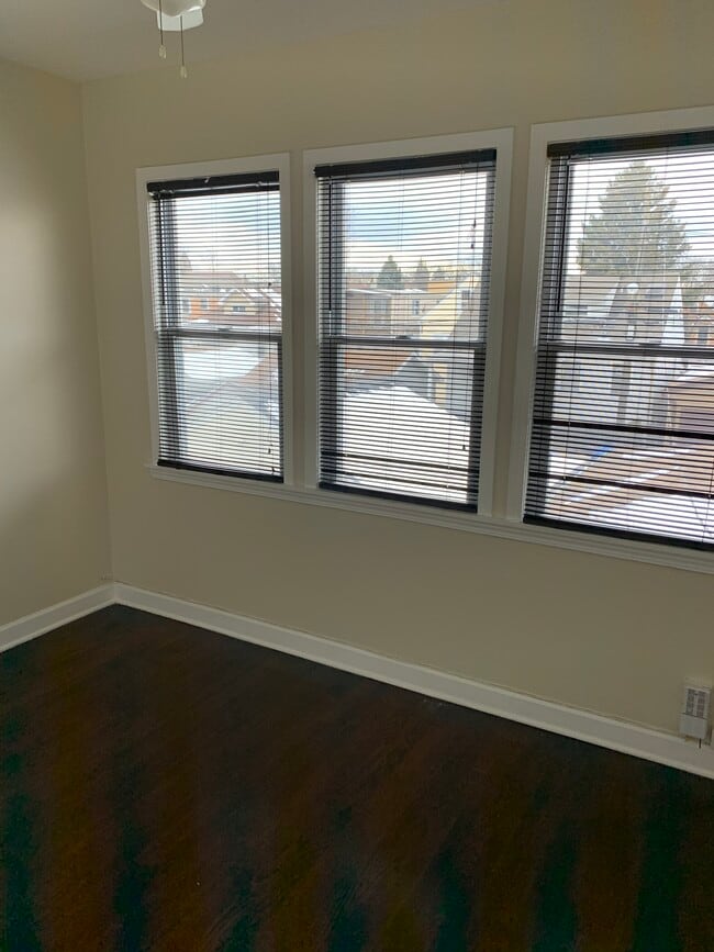 Photo - 4118 N Austin Ave Unit 2