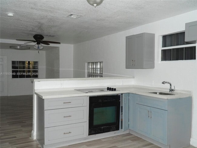 Photo - 4079 Linda Ln