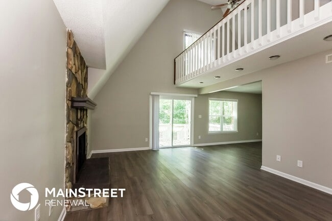 Photo - 8009 Beacon Hills Rd