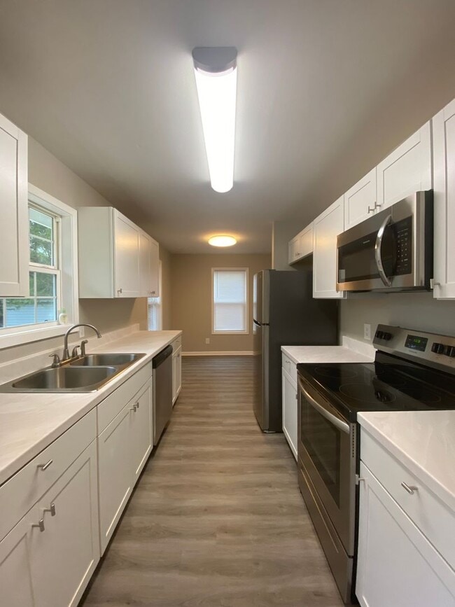 Photo - 117 Interstate Farms Rd