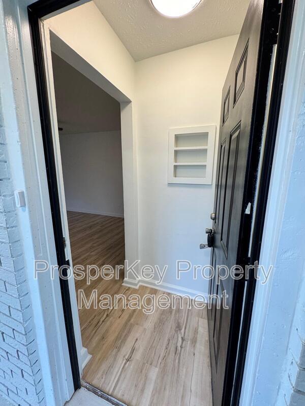 Photo - 3622 Vivian Ln