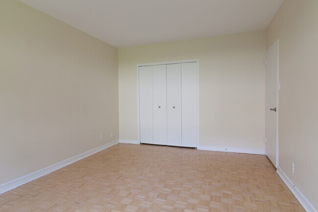 Photo - 4555 Av. Bonavista Unit 117