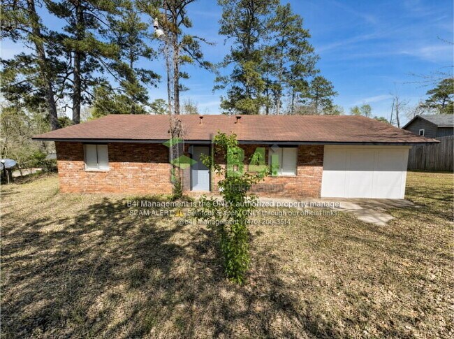 3037 Foresthill Dr