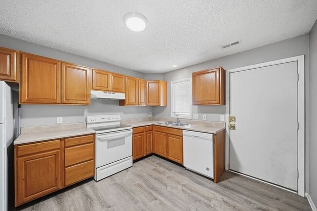 Photo - 1335 N 20th St