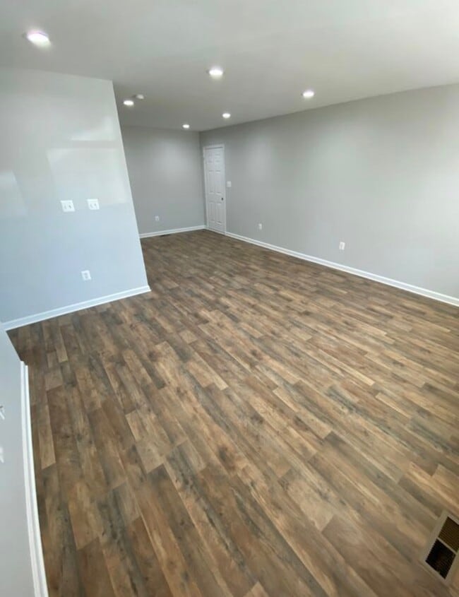 7041 Soulier Ln