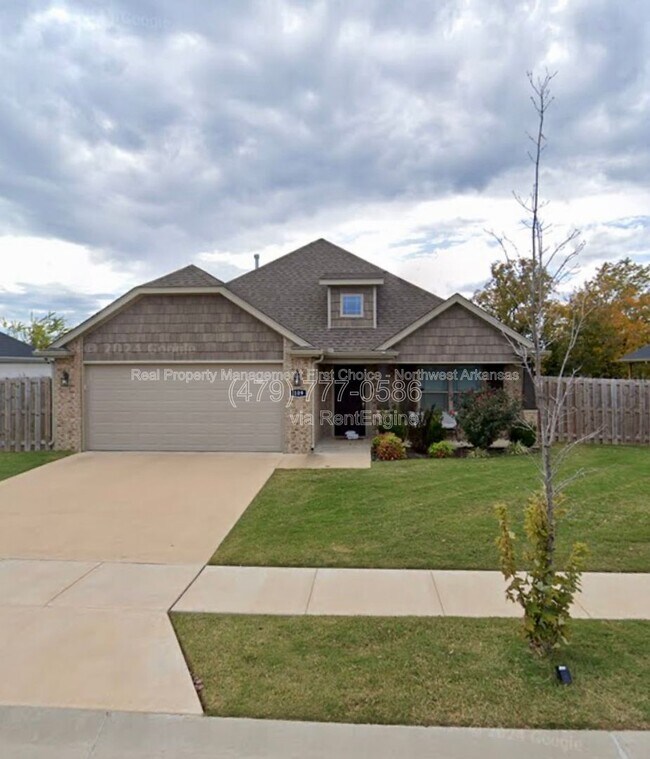109 S Geranium Ln