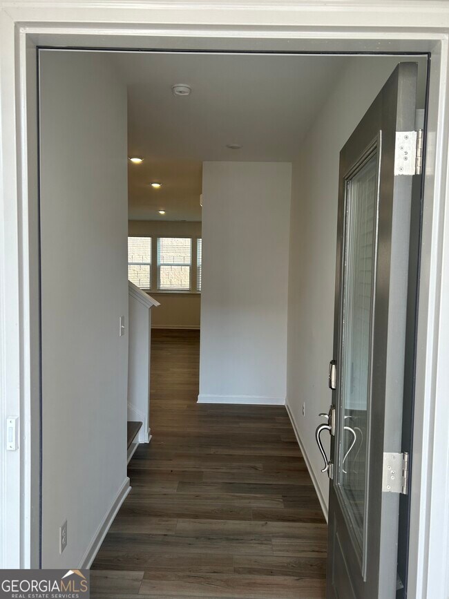 Photo - 160 Vision St