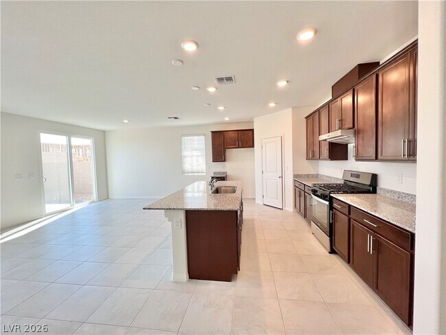 Photo - 8646 Valley Village St