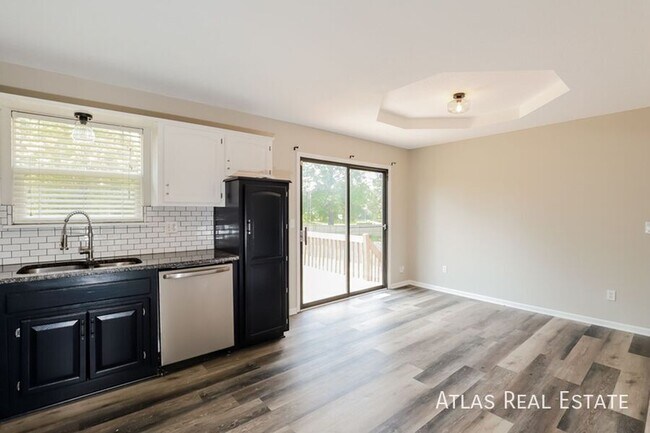 Photo - 1817 SE 7th St