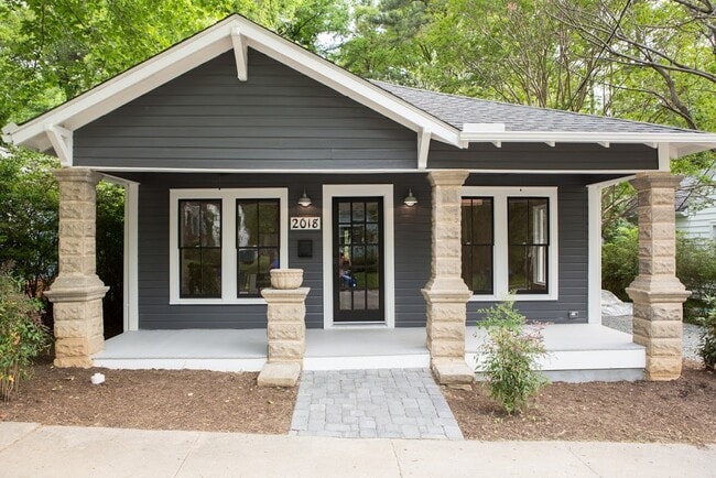 Building Photo - 2018 Englewood Ave