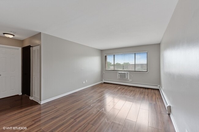 Photo - 5348 N Cumberland Ave Unit 516