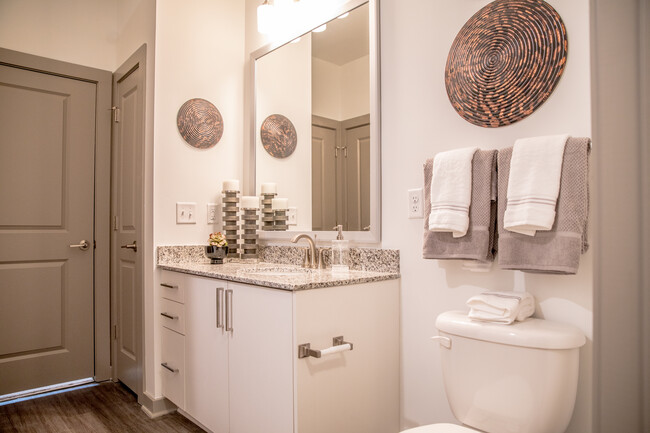 Photo - Riverfront Place - The Rapids Apartments