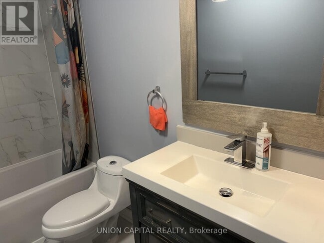Photo - 71 Osterhout Pl