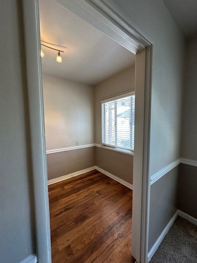 Photo - Alexander’s Place at 1625 H ~ Discover Tim...