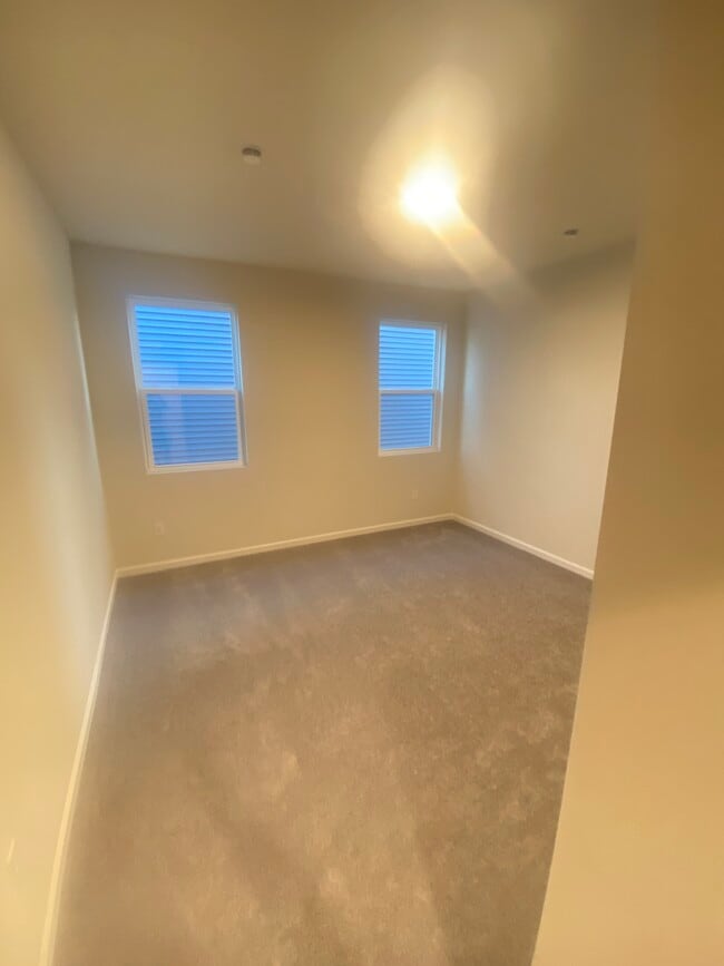 Photo - 3872 Riverstone Dr